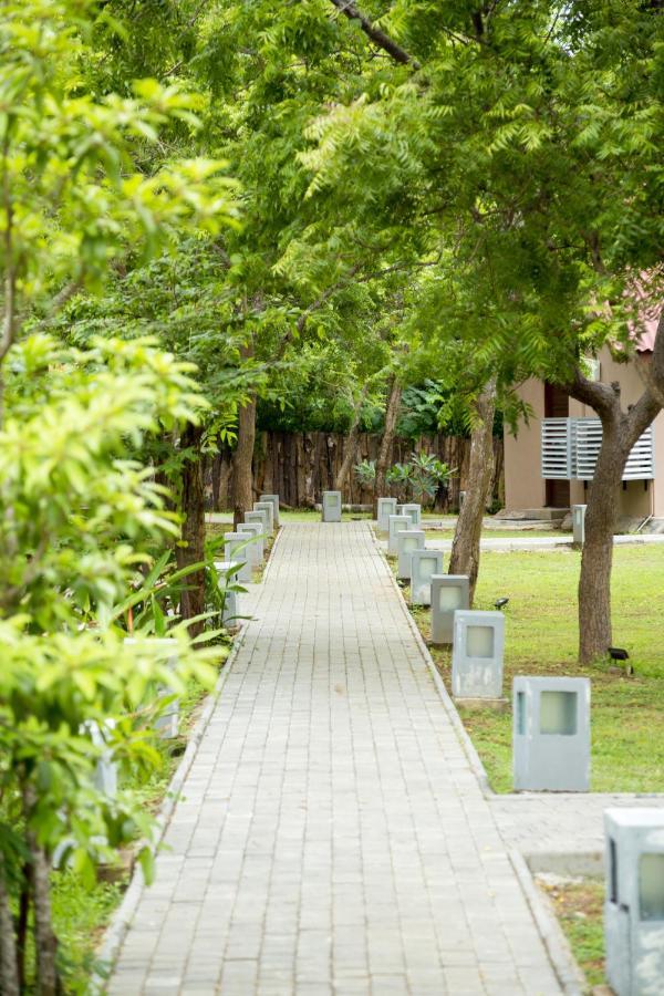 Yala Chalets By Lalan Leisure Kirinda  Kültér fotó